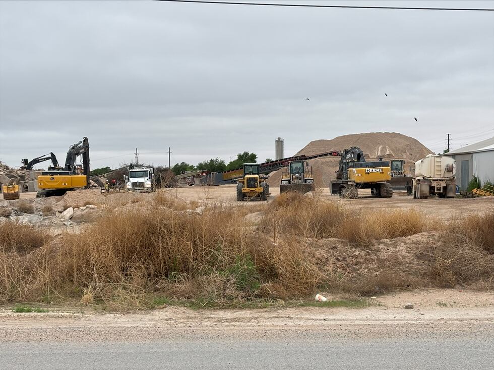 Person pinned under conveyor belt at Lubbock concrete plant in critical condition