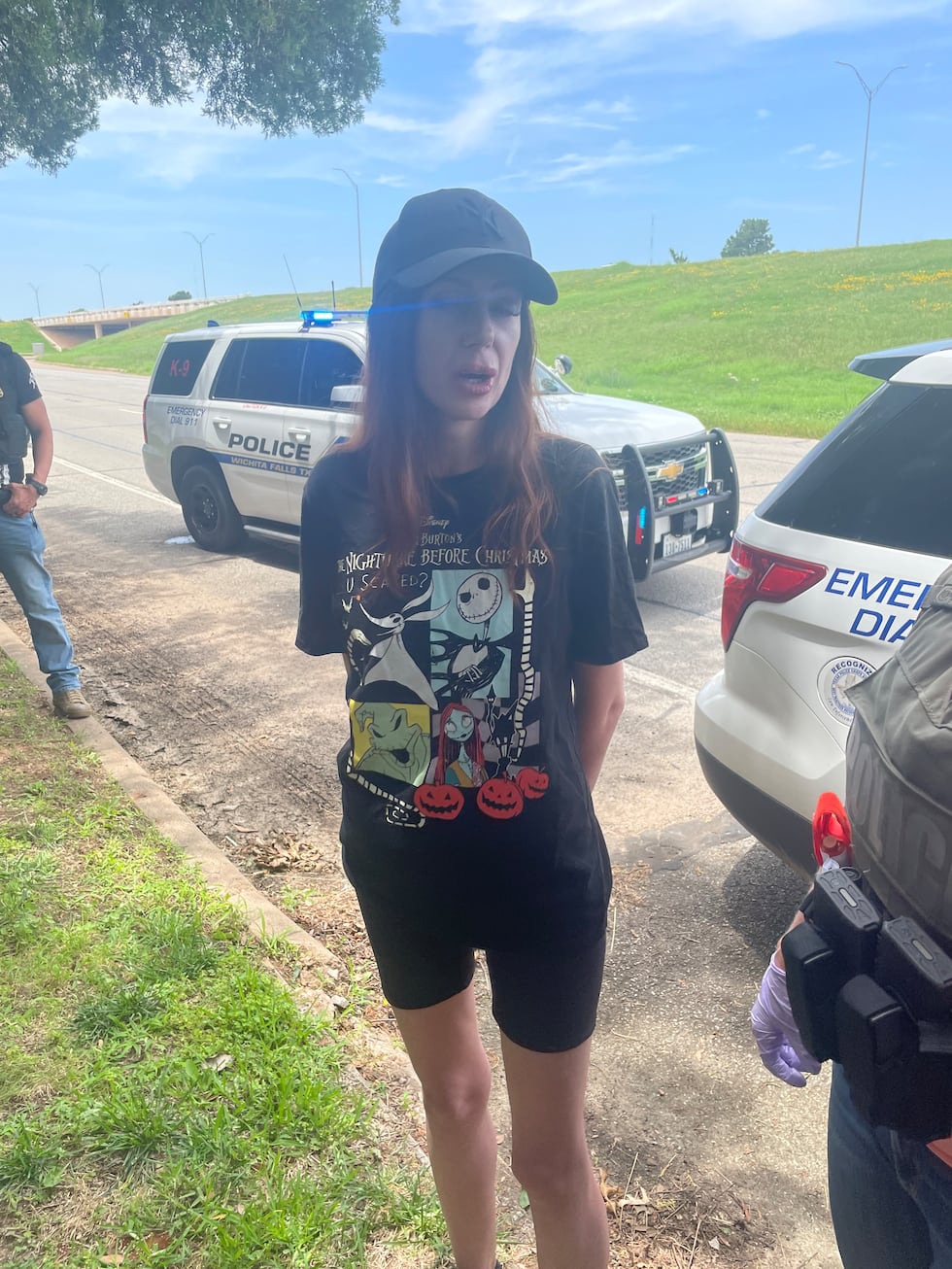 Henna Havila Martínez ocultó las drogas en biblias, material religioso, revistas, periódicos y...