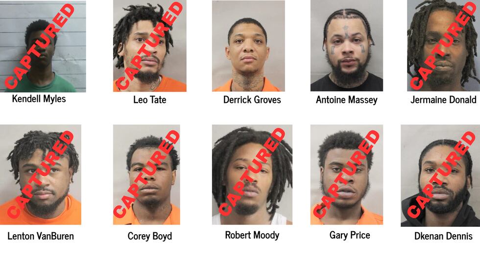 Solo Derrick Groves y Antoine Massey siguen prófugos entre los 10 fugitivos que escaparon el...
