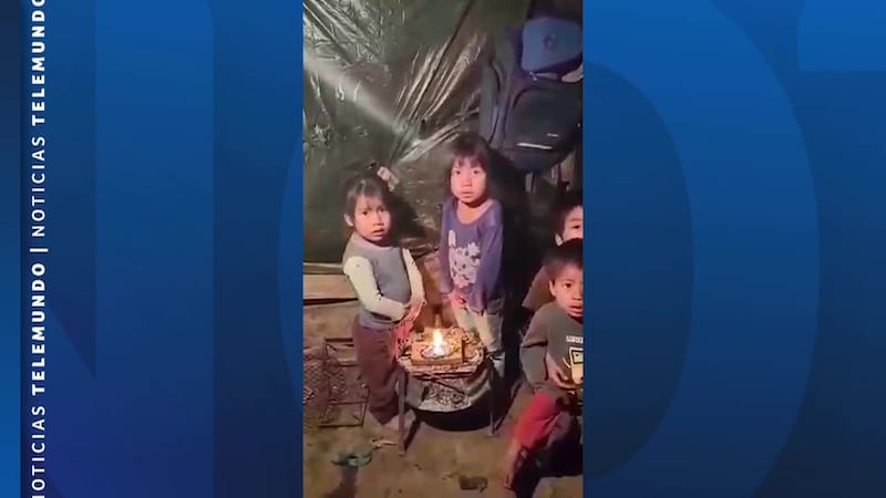 En una casa con paredes de cartón y piso de tierra en #México, vecinos encontraron a ocho...