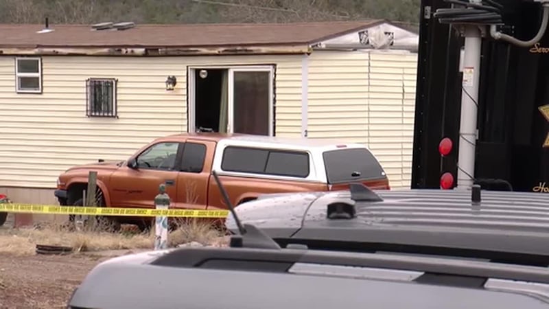 Escena desgarradora en una casa móvil. Muere niño de 4 años en incidente de violencia...