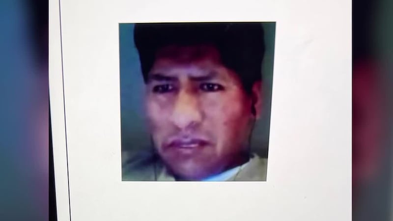 Mujer busca respuestas tras la muerte de su esposo que se encontraba bajo custodia de ICE....